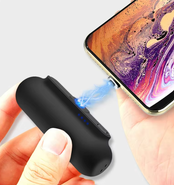 Портативный магнитный внешний аккумулятор (3 в 1)